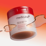 Medicube - Red Succinic Acid Peeling Pad 70 pads - Image 2